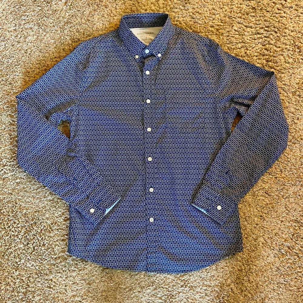 Banana Republic Luxe Poplin Slim Fit Button Up Shirt - Martini Glass Pattern